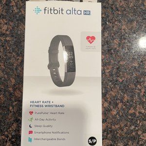 Fitbit Alta HR Heartrate Fitness Activity Wristband - Small Black FB408SBKS -NEW